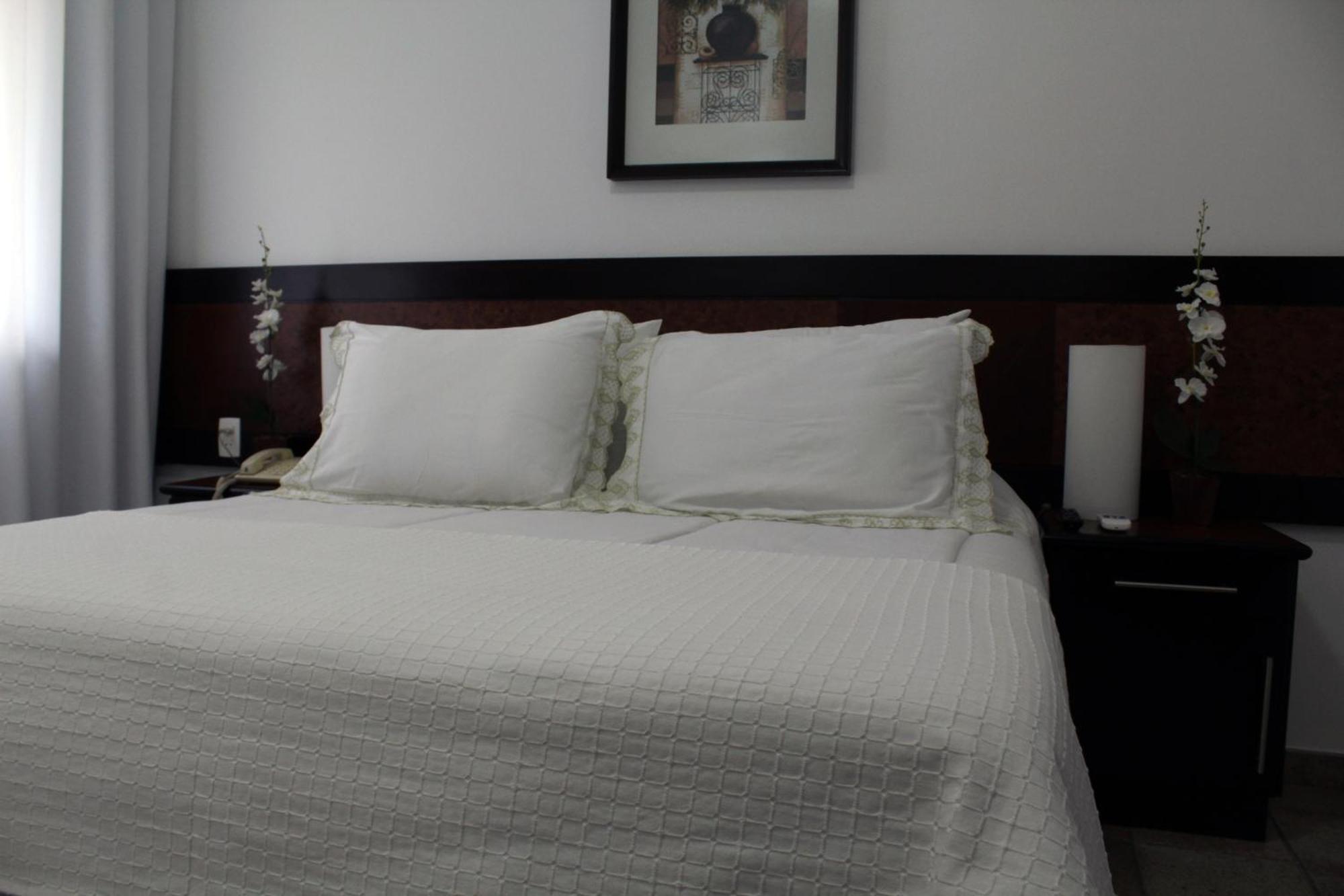 Hotel Dom Henrique Timóteo Eksteriør bilde